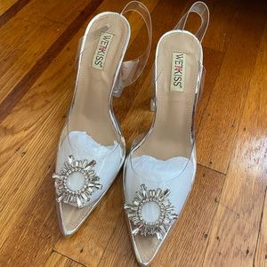 Transparent pointed heels